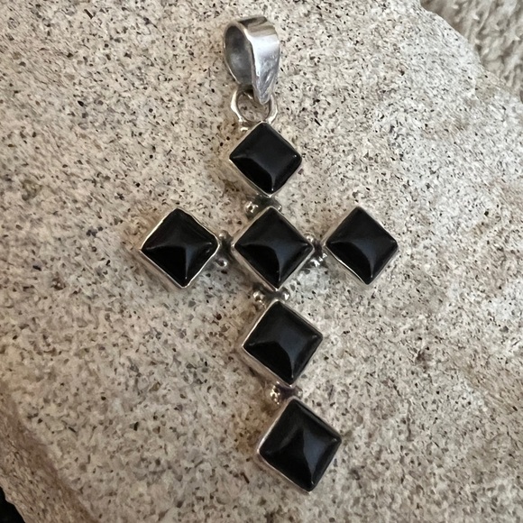 ❤️ Black Onyx Cross Sterling Southwestern Navajo Six Stone 1.84”L Pendant 4.9G - Picture 8 of 14